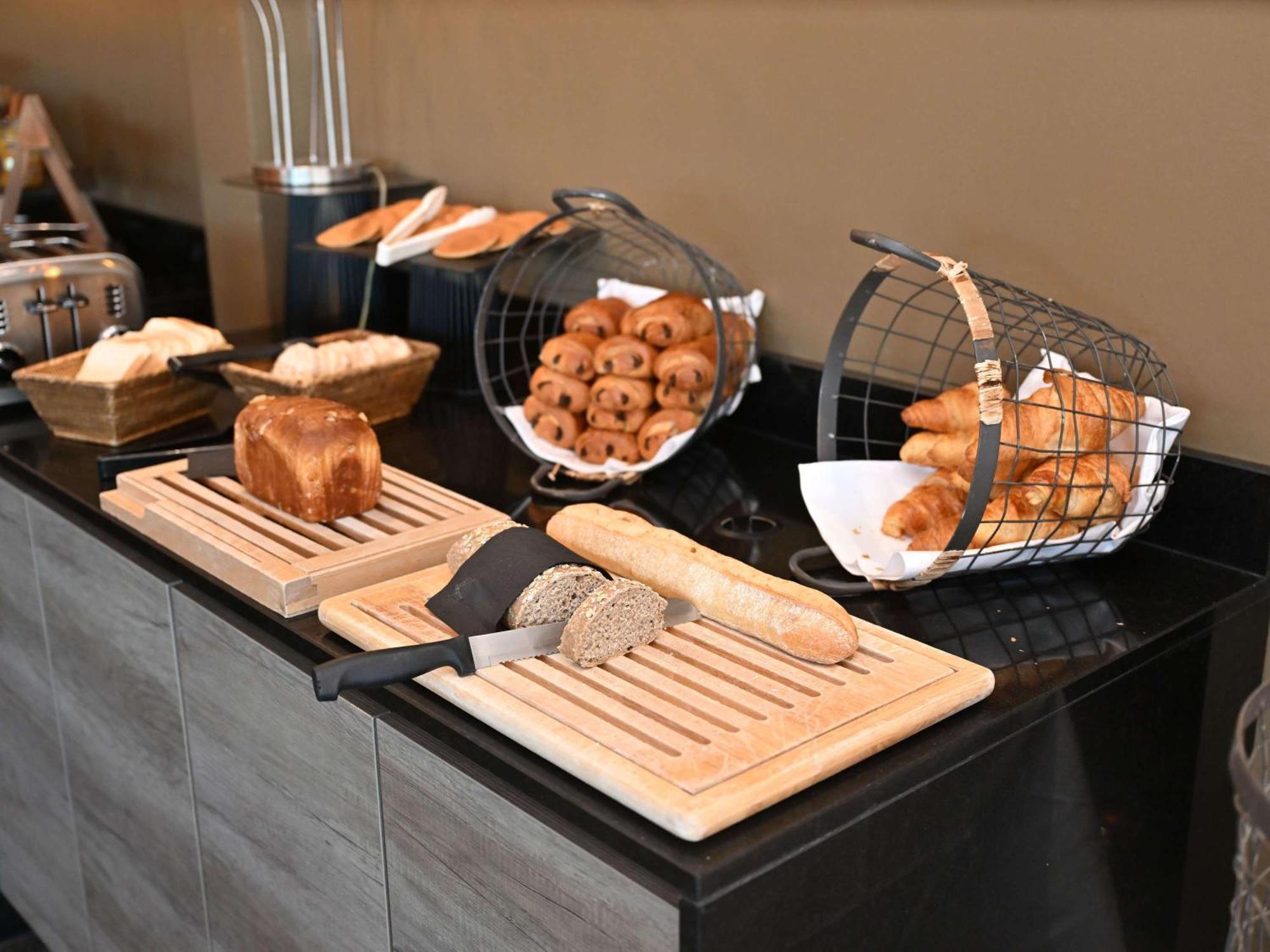 Mercure Brignoles Golf De Barbaroux & Spa Eksteriør bilde