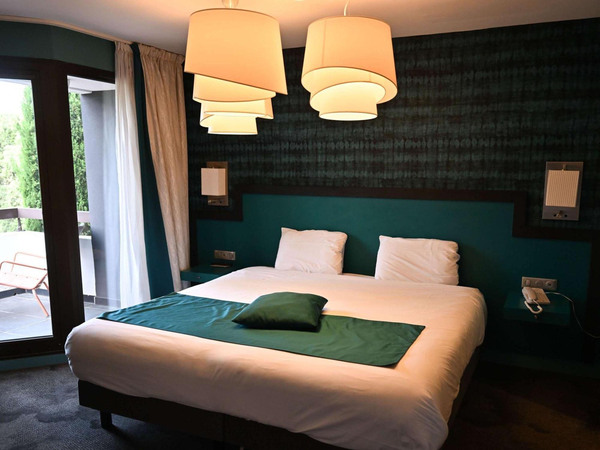 Mercure Brignoles Golf De Barbaroux & Spa Eksteriør bilde